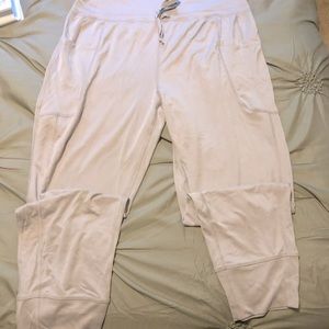 Fabletics Maj Tricot Pocket Pant lilac